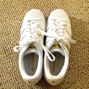 Brand new size 8 adidas barely worn, maybe once without tags